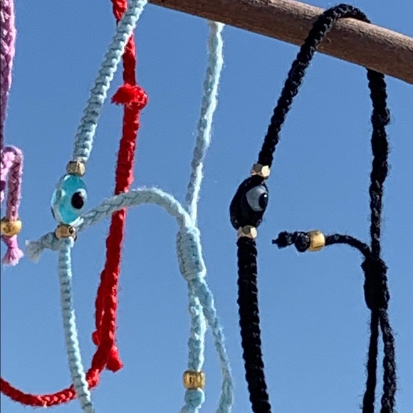 Handmade Glass Evil Eye Adjustable Bracelet 🧿 - Picture 12 of 13